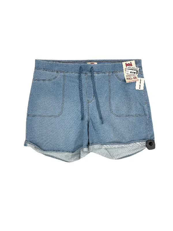 Shorts By Lei  Size: 2x